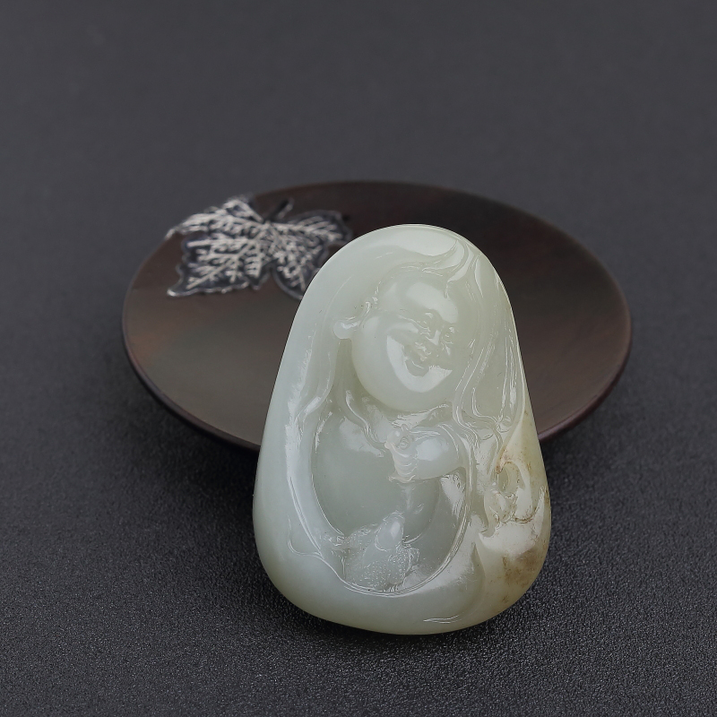 新疆天然籽料青白玉戏蟾吊坠 - 红掌柜