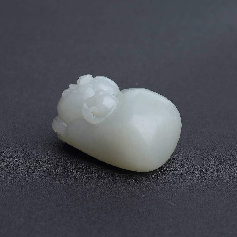 新疆和田青白玉福猪吉祥手把件 - 红掌柜