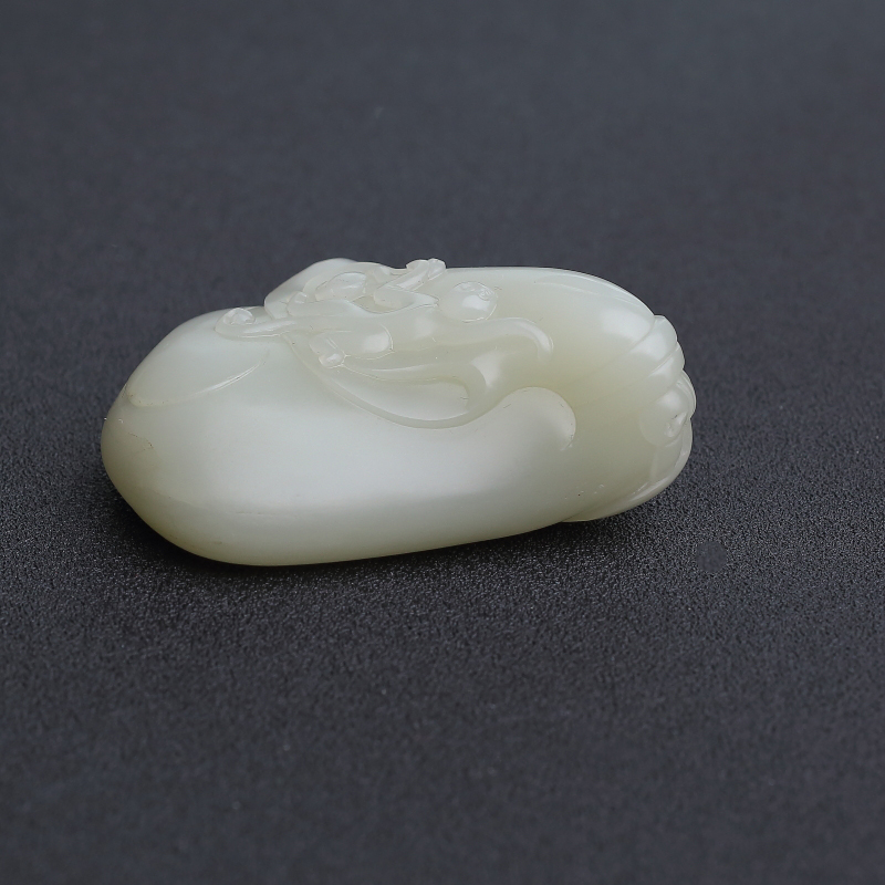 新疆籽料和田青白玉招财进宝手把件 - 红掌柜