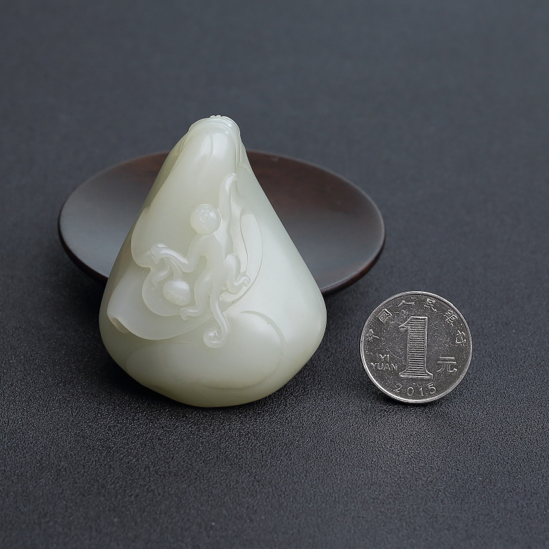 天然和田青白玉招财进宝手把件 - 红掌柜