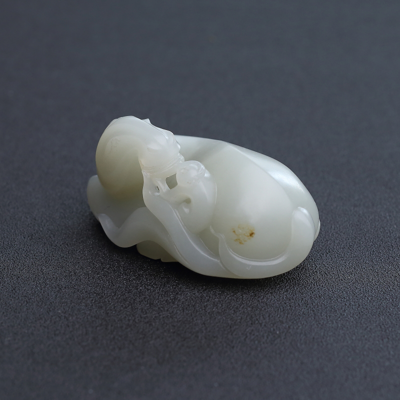 新疆籽料和田青白玉马上封侯手把件 - 红掌柜