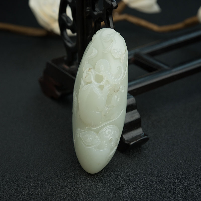 新疆和田玉吊坠-红掌柜