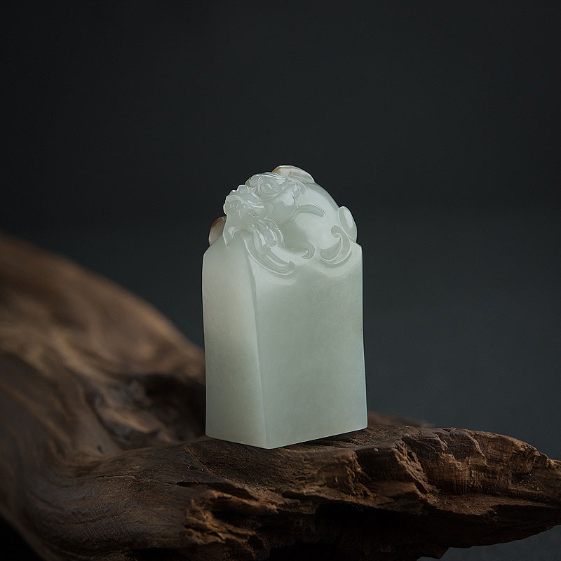 俏色和田玉籽料貔貅印章吊坠-红掌柜