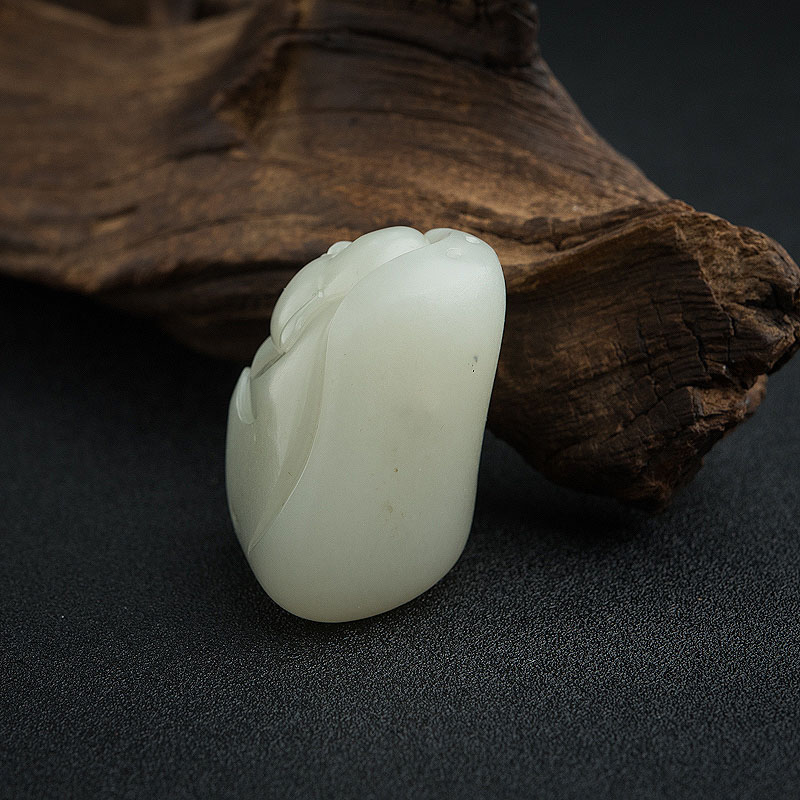 新疆籽料和田玉佛吊坠 - 红掌柜