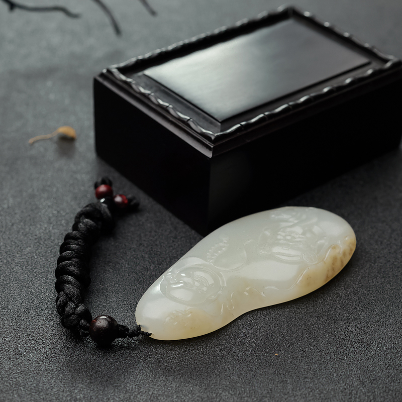 新疆和田玉吊坠 - 红掌柜