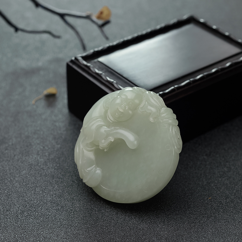 和田青白玉籽料击鼓童子吊坠 - 红掌柜