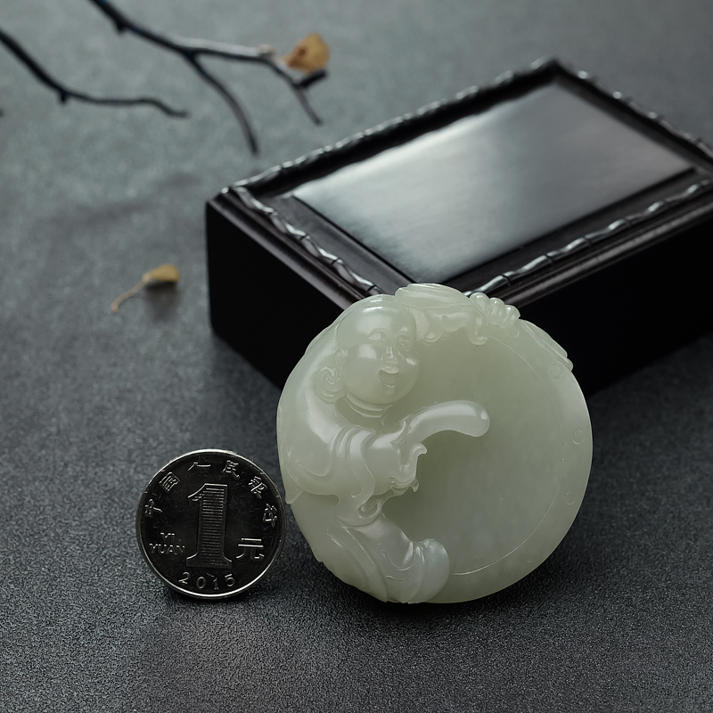 新疆和田青白玉籽料童子吊坠 - 红掌柜