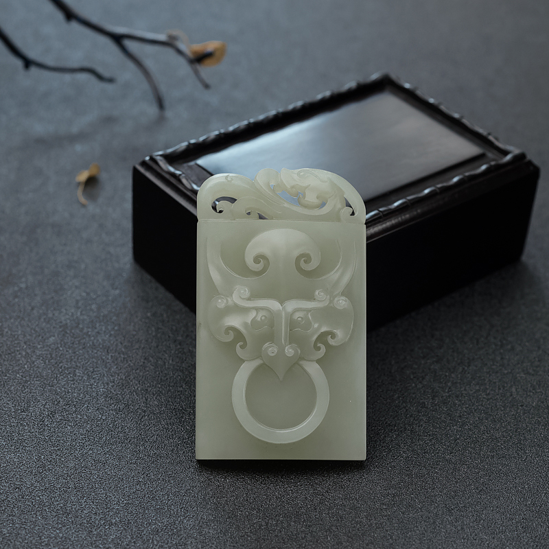 新疆和田青白玉籽料椒图吊坠 - 红掌柜