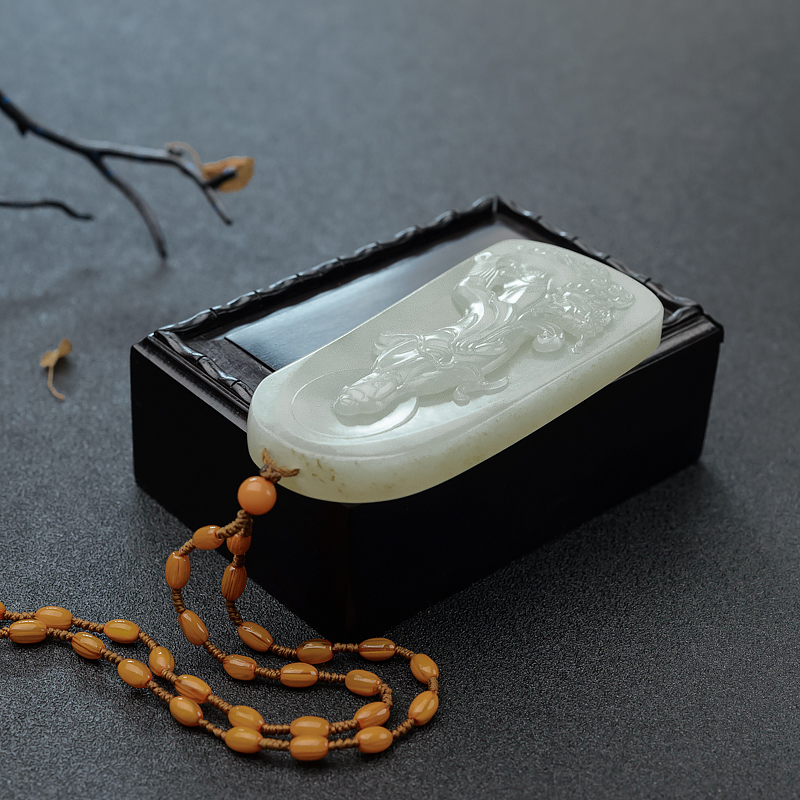 新疆青白玉籽料观音吊坠 - 红掌柜