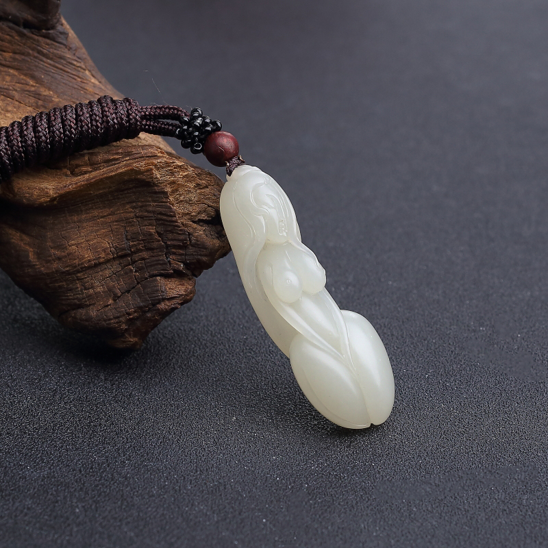 籽料和田青白玉美女吊坠 - 红掌柜