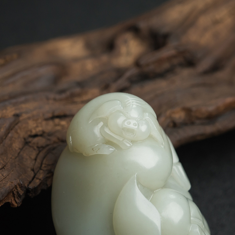 新疆籽料和田青白玉吊坠-红掌柜