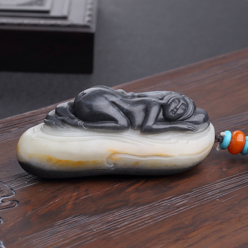 和田玉美女手把件-红掌柜