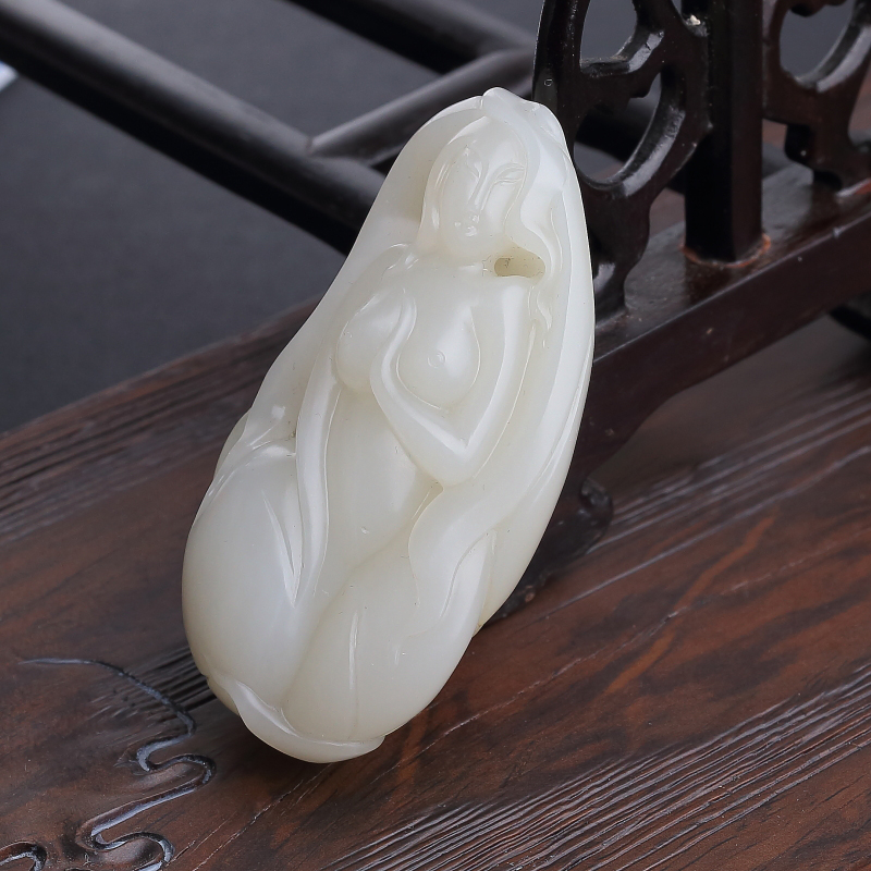籽料和田青白玉美女吊坠-红掌柜