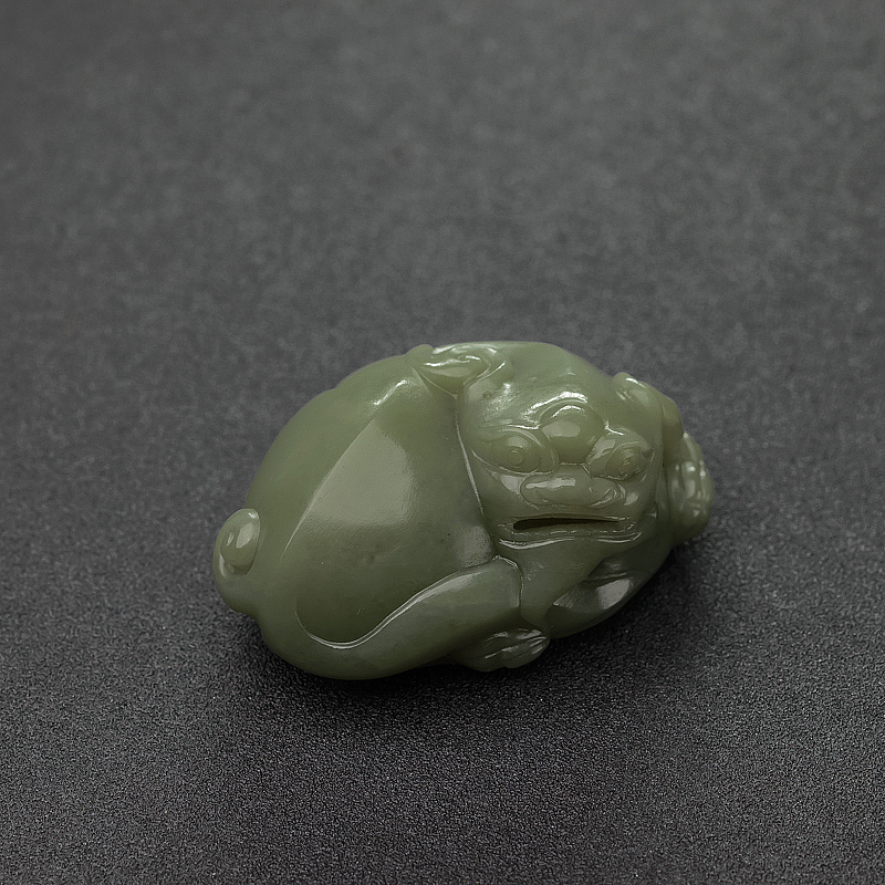 山料和田青玉貔貅手把件-红掌柜