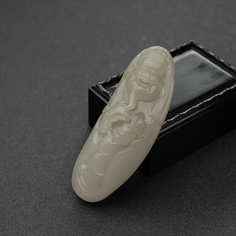 天然籽料和田青白玉财神手把件-红掌柜