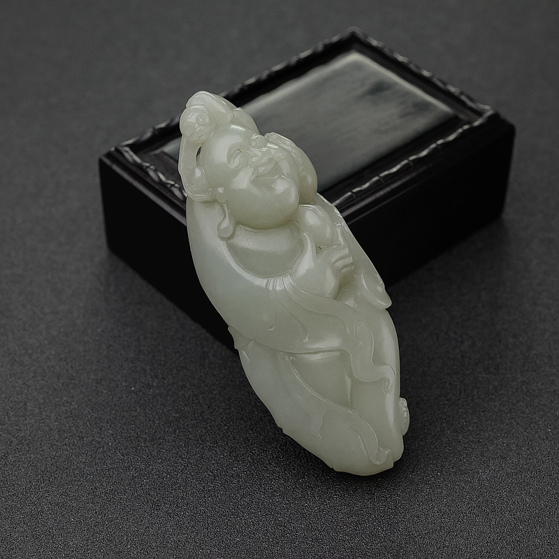 新疆籽料和田青白玉佛手把件-红掌柜