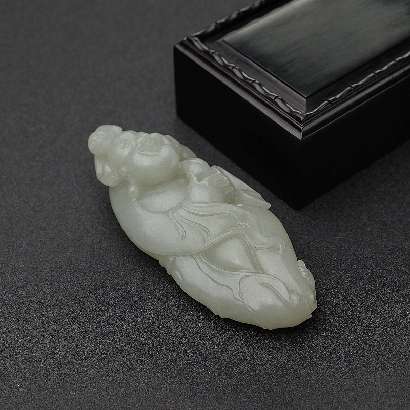 籽料和田青白玉佛手把件-红掌柜