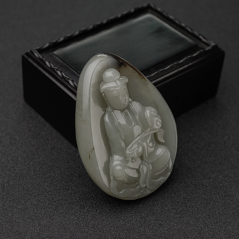 新疆籽料和田青白玉观音吊坠-红掌柜