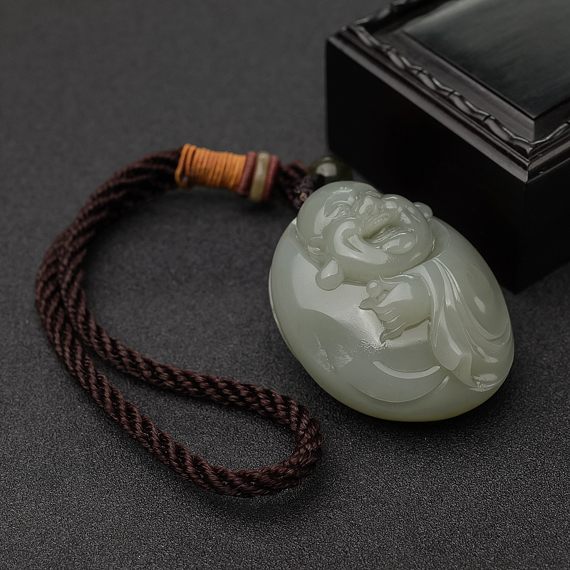 新疆籽料和田青白玉佛 -红掌柜