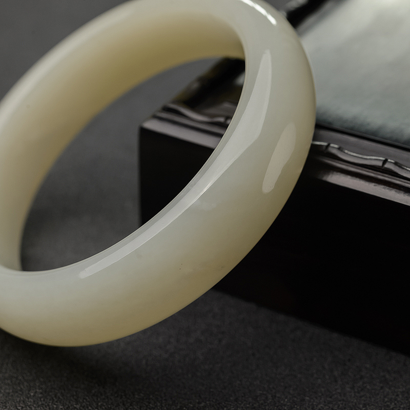 58mm山料和田白玉平安镯-红掌柜