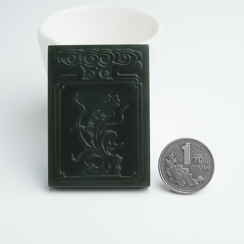 俄罗斯天然和田青玉蝶恋花吊坠-红掌柜