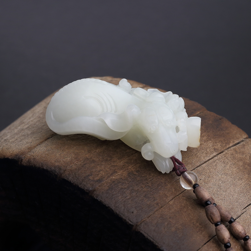 天然籽料和田白玉旺财手把件-红掌柜