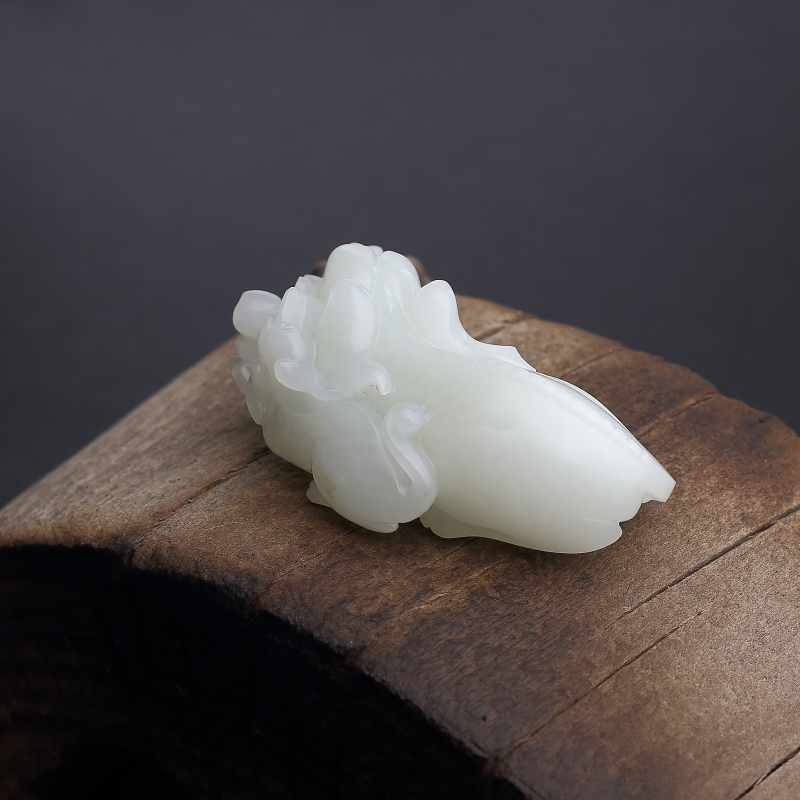 天然和田玉旺财手把件-红掌柜