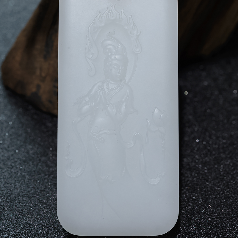 和田白玉吊坠-红掌柜