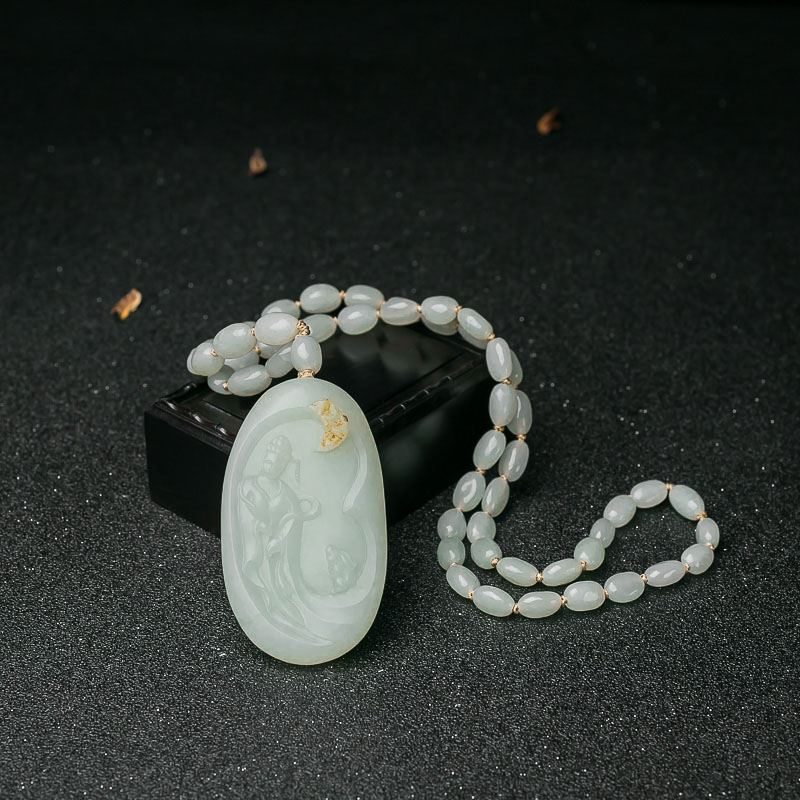 俄料天然山料俏色和田玉嫦娥项链-红掌柜