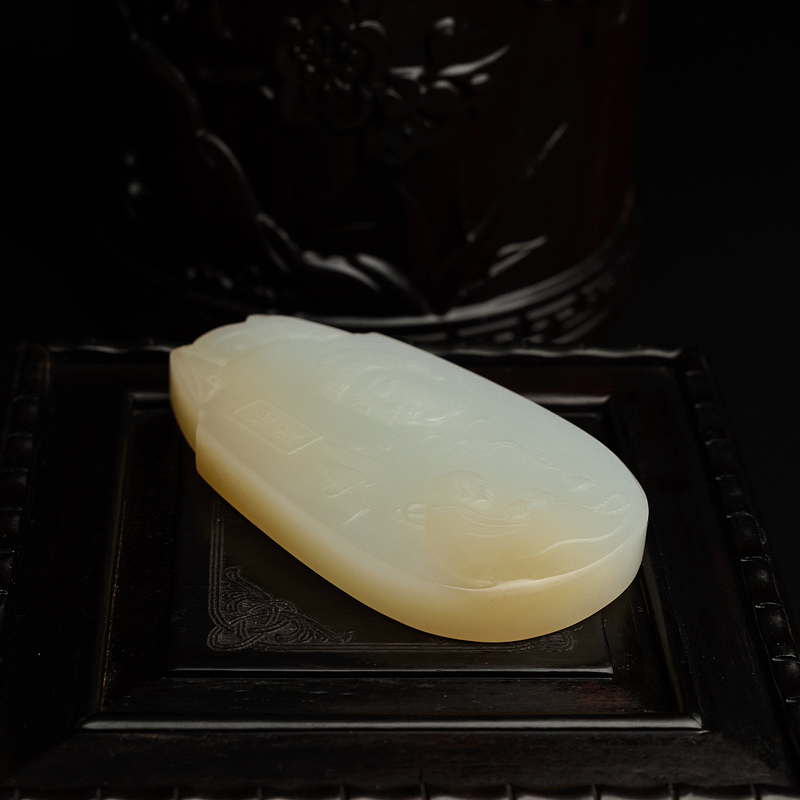 新疆和田玉吊坠 - 红掌柜