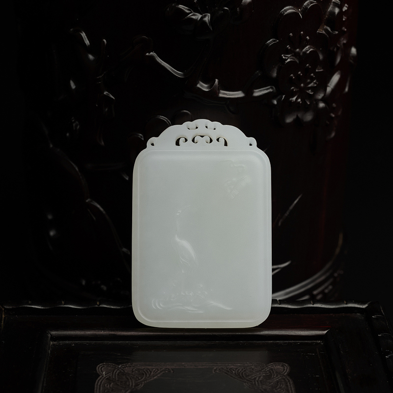 天然新疆和田玉鹤牌吊坠 - 红掌柜