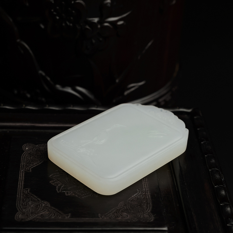 天然和田玉鹤牌吊坠 - 红掌柜