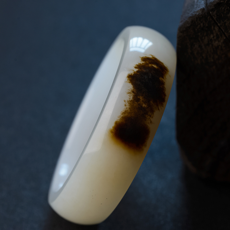 天然和田羊脂玉手镯-红掌柜