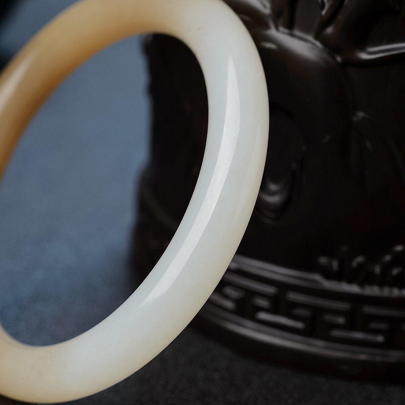 俄料和田玉圆镯-红掌柜