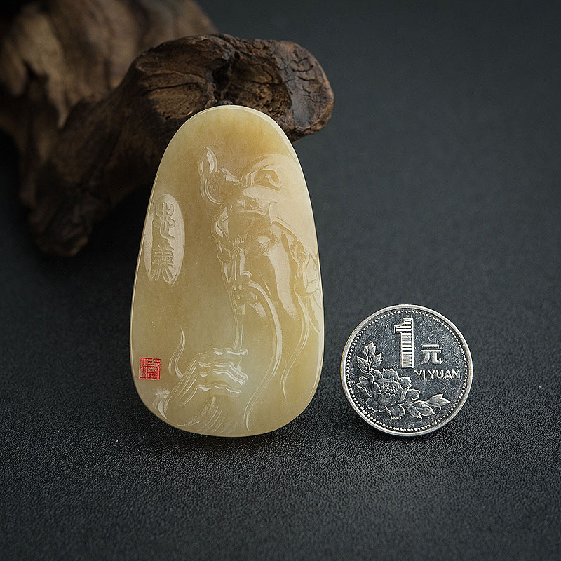 俄料和田玉吊坠-红掌柜