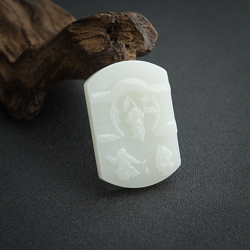 天然白玉山料童趣吊坠-红掌柜