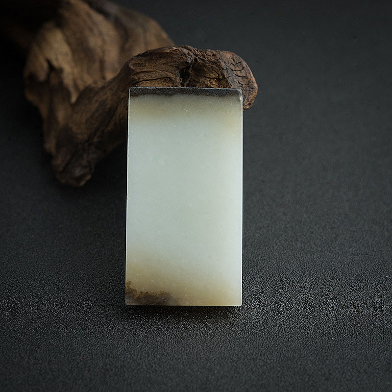 俄料俏色和田玉喜上眉梢吊坠-红掌柜