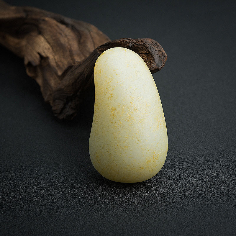 俄料天然和田玉山料观音吊坠-红掌柜