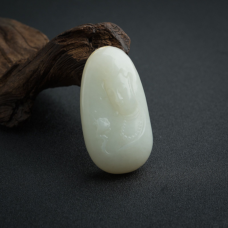 天然白玉山料观音吊坠-红掌柜