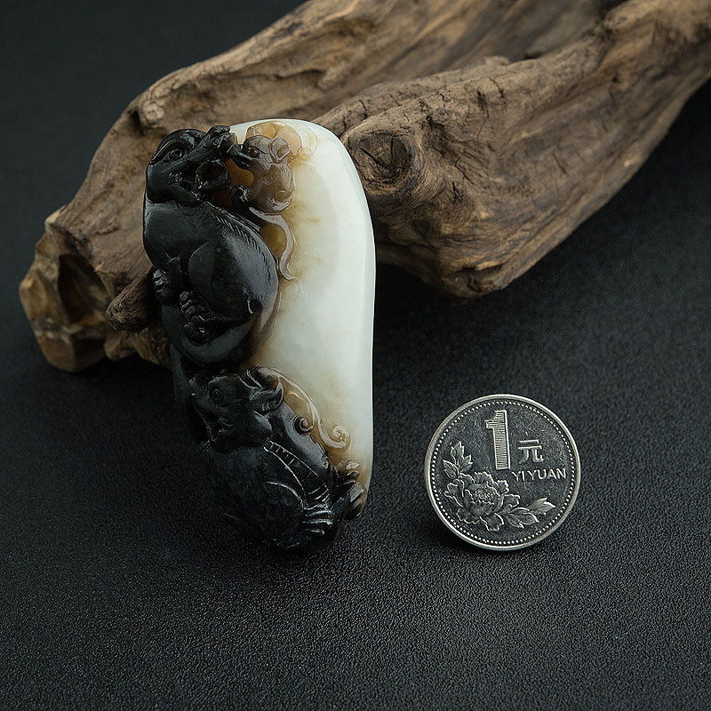 天然和田玉狮子吊坠 - 红掌柜