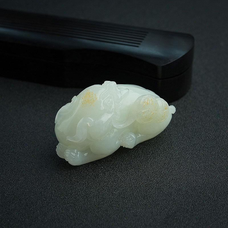 俄罗斯和田白玉貔貅吊坠 - 红掌柜