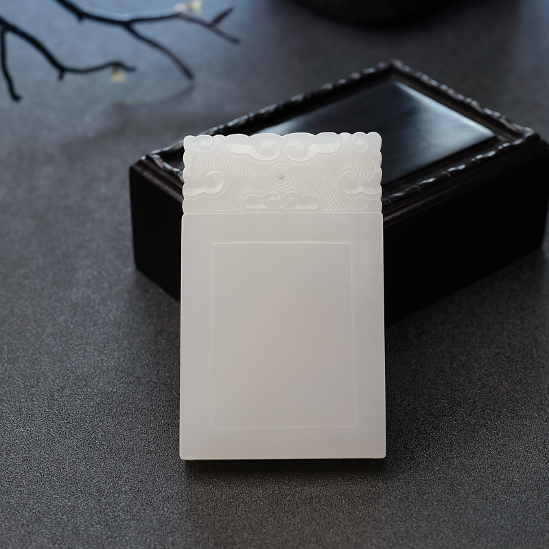 俄料天然白玉山料无事牌吊坠-红掌柜