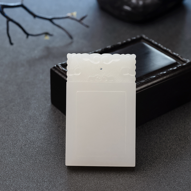 俄料天然白玉无事牌吊坠-红掌柜