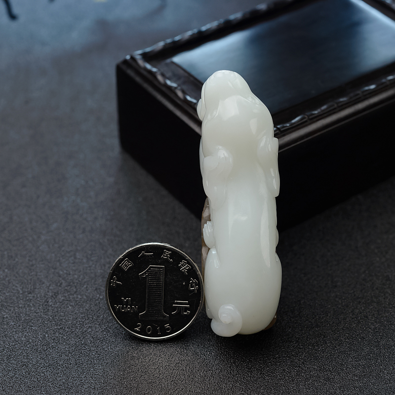 和田玉旺财吊坠-红掌柜