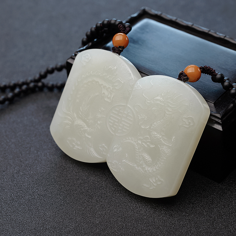 山料青白玉龙凤呈祥吊坠-红掌柜