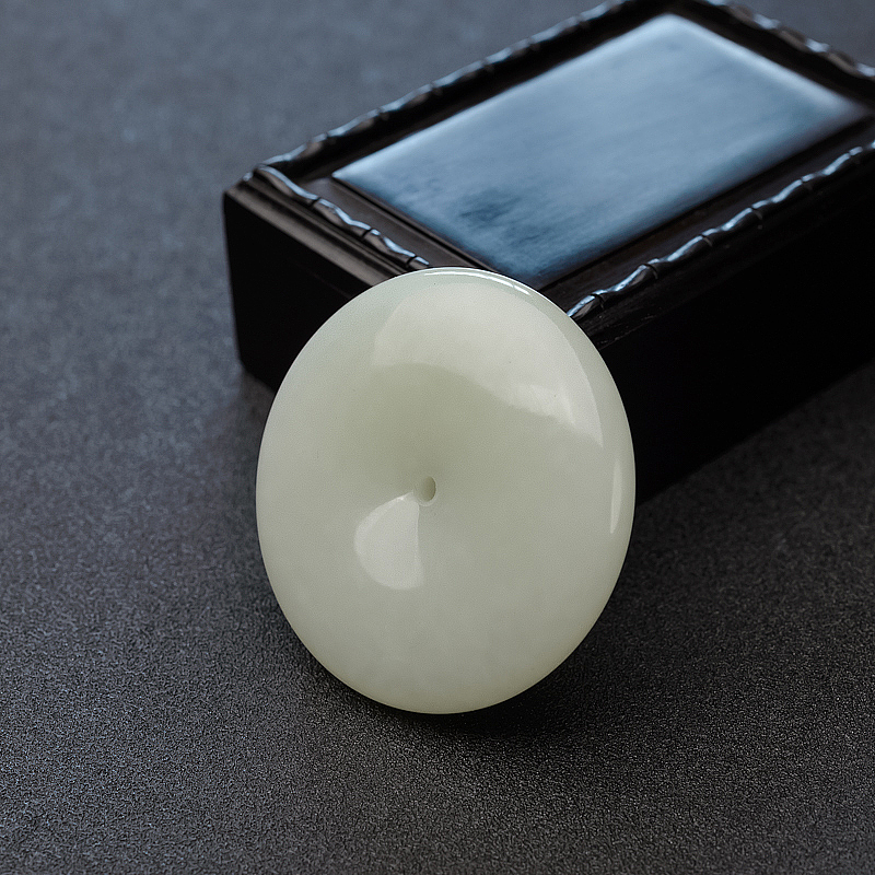 山料青白玉平安扣吊坠-红掌柜