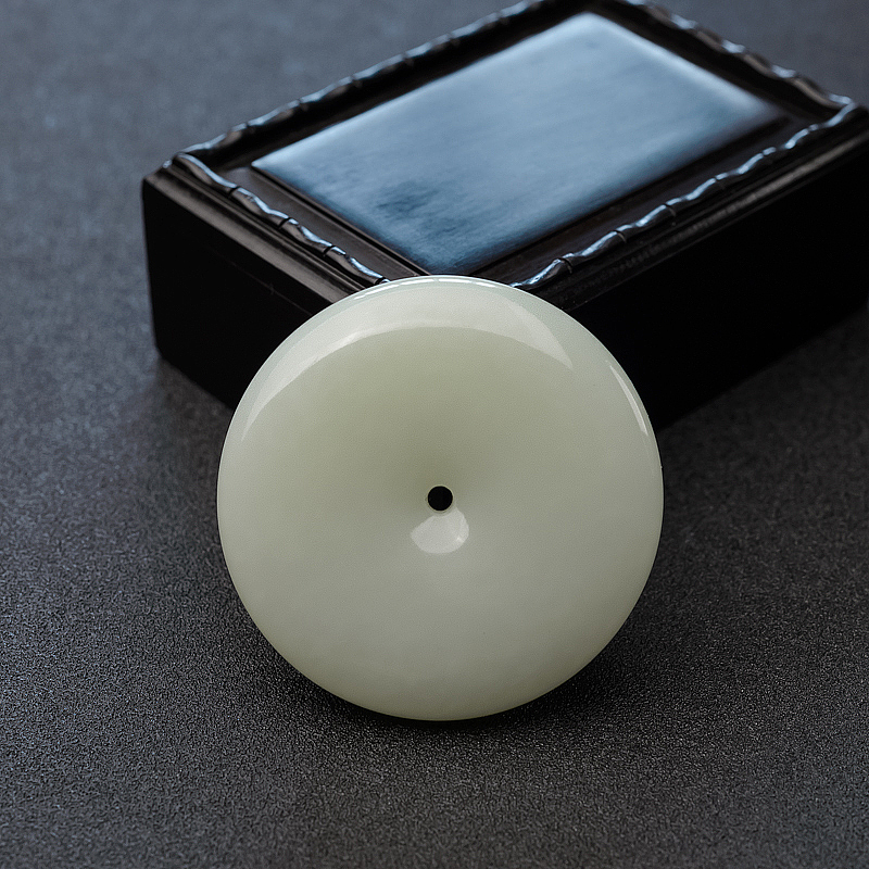 青白玉平安扣吊坠-红掌柜