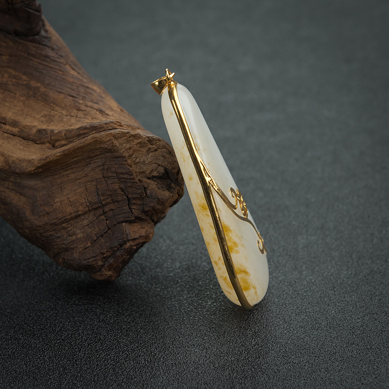 14K金镶俄料山料和田白玉吊坠-红掌柜