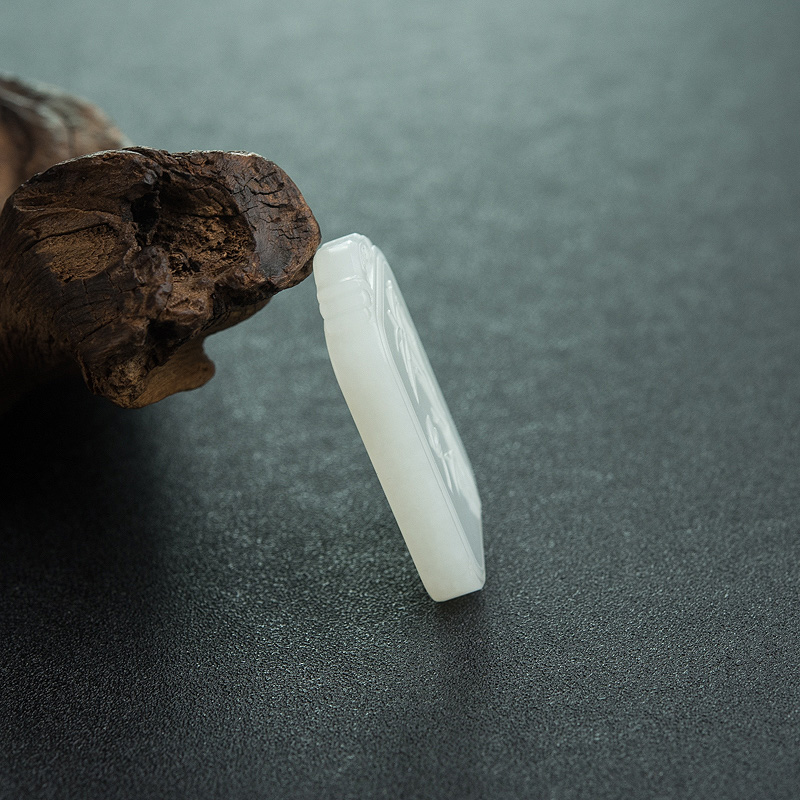 山料天然和田白玉吊坠-红掌柜