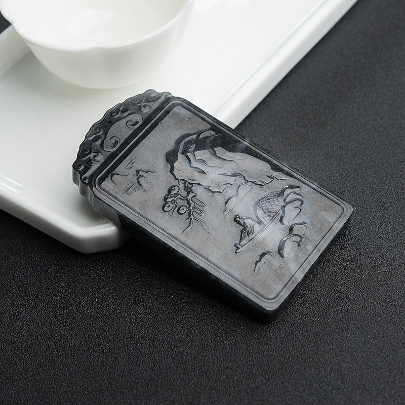 山料天然和田青花玉吊坠-红掌柜